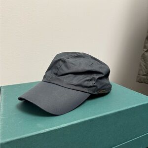 Source Unknown Black Cap